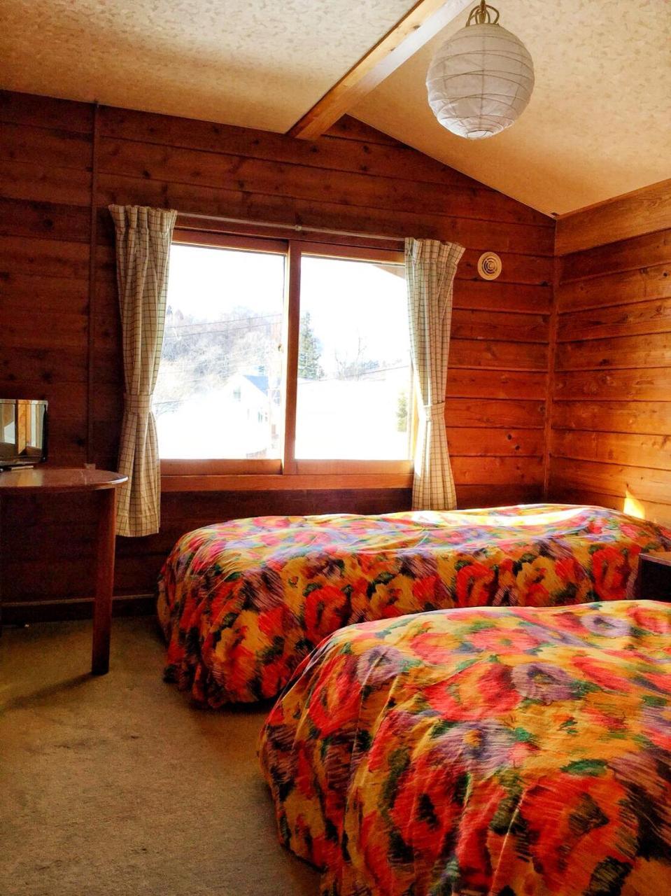 Yado Brodiaea Bed & Breakfast เมียวโกะ ภายนอก รูปภาพ